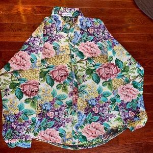 Embroidered Floral Pattern shirt